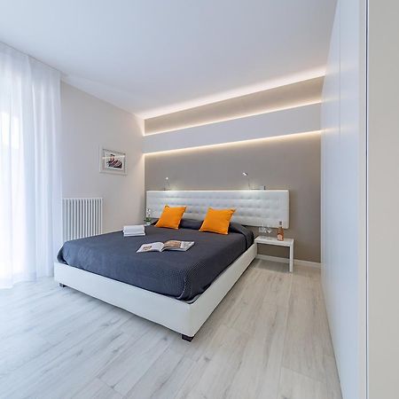 Appartamento Valeria By Wonderful Italy Sirmione Exterior photo