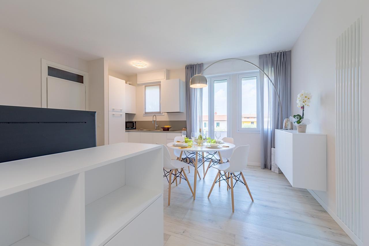 Appartamento Valeria By Wonderful Italy Sirmione Exterior photo