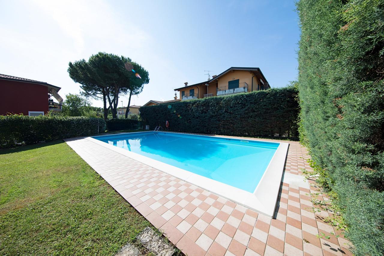 Appartamento Valeria By Wonderful Italy Sirmione Exterior photo